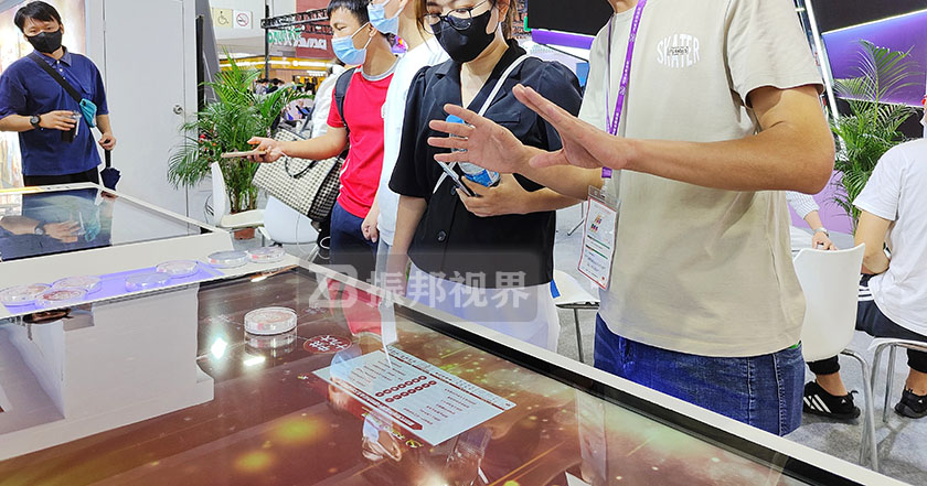 �ИI�Rչ�е����w�R�e��Ч��չʾ