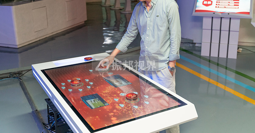 �h�����}���w�R�e��